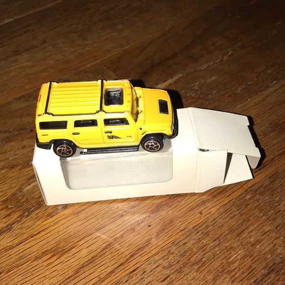 Yellow Mini Hummer - Picture 7 of 8